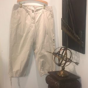 LIZ CLAIBORNE WOMAN’ CASUAL PANTS